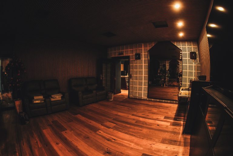 Studio_3_lounge_1